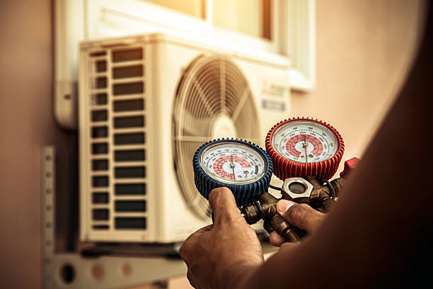 Professional Ac Installation technician working in Marriottsville, MD